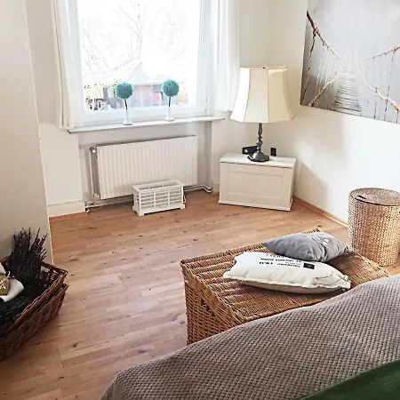 Charmante Ferienwohnung Mit Grossem Garten In City Nahe Ostsee Apartman Bad Schwartau