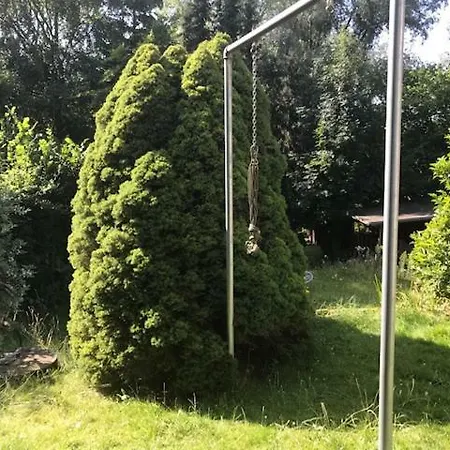 Apartman Charmante Ferienwohnung Mit Grossem Garten In City Nahe Ostsee *